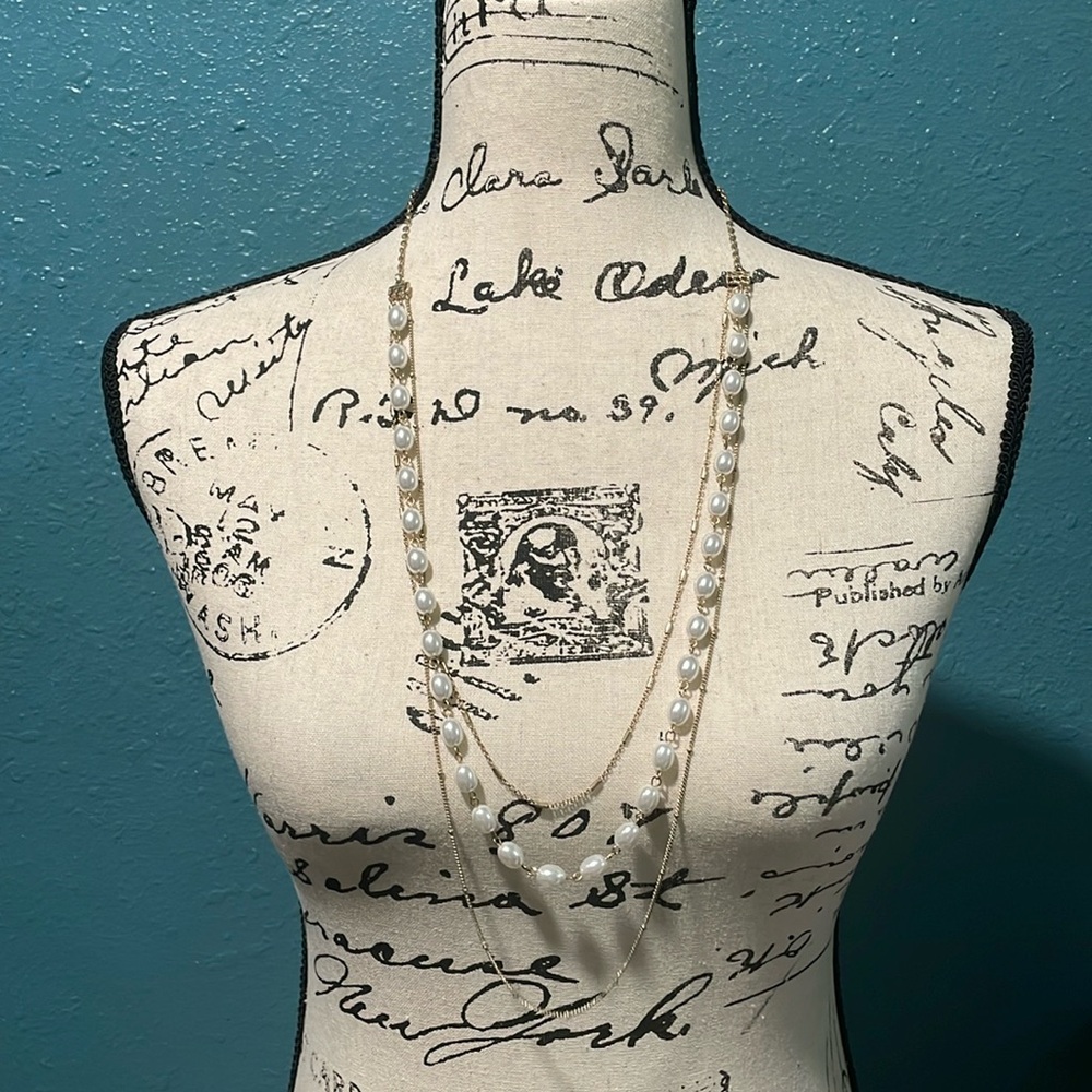 NWT’s- Canvas -Pearl & gold colored necklace-triple stranded, 1 strand of pearls